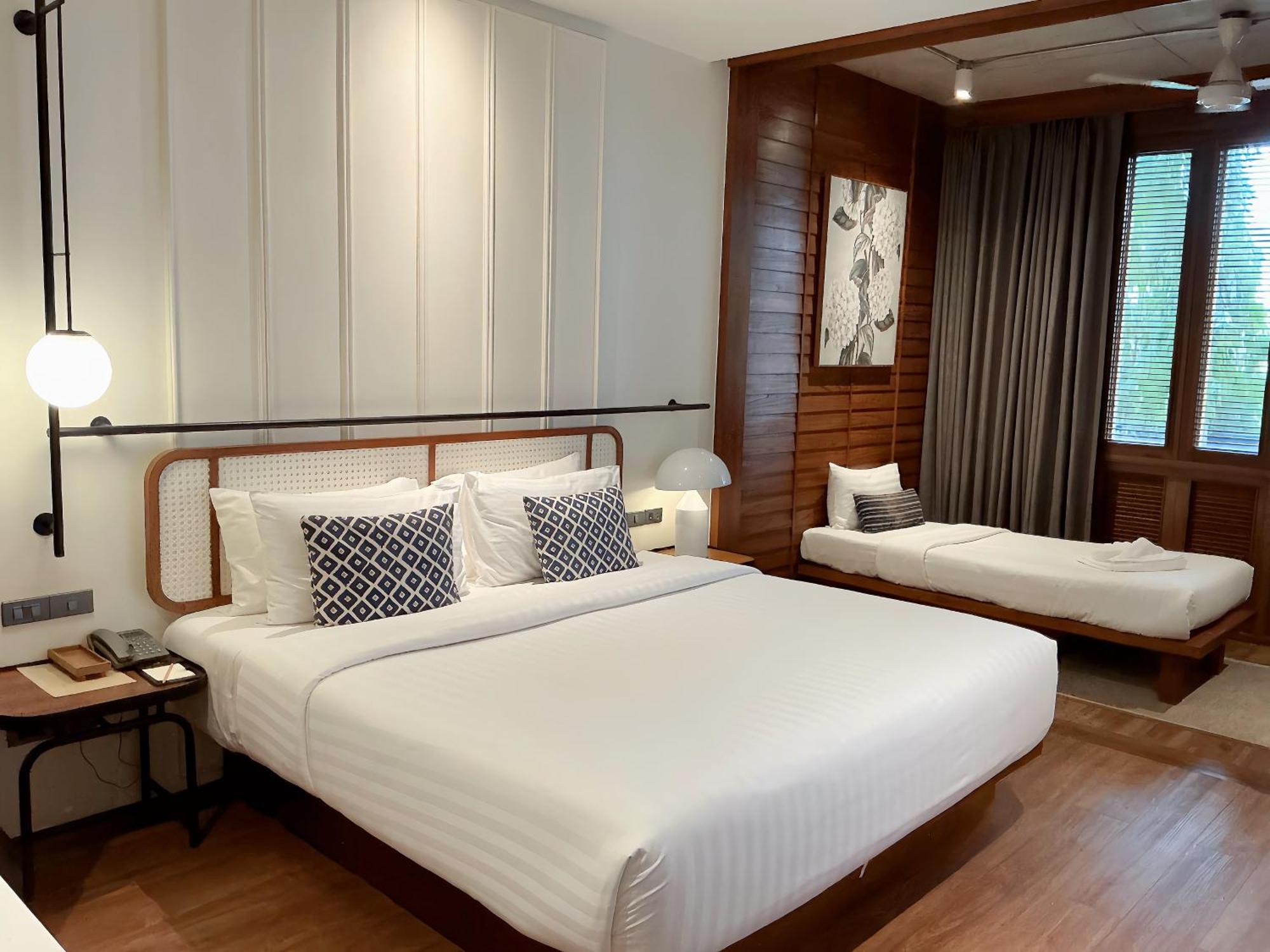 Khách sạn Loy 4*